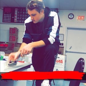 Meet your Posher, Benjamin